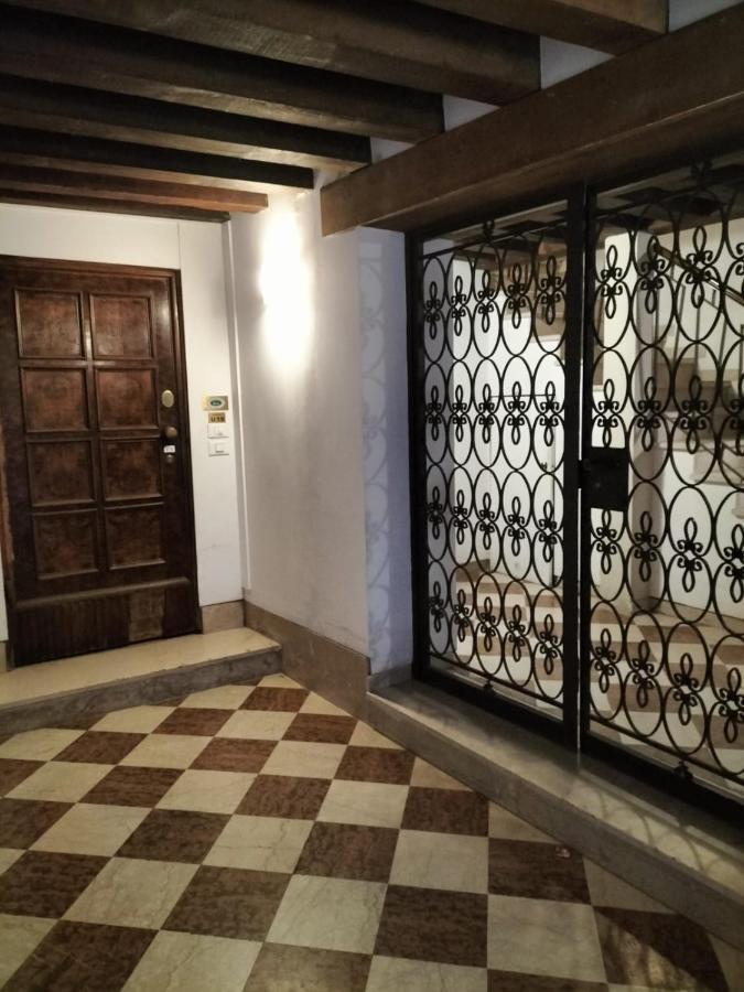 Luxury Apartment Near Rialto Bridge Venesia Bagian luar foto