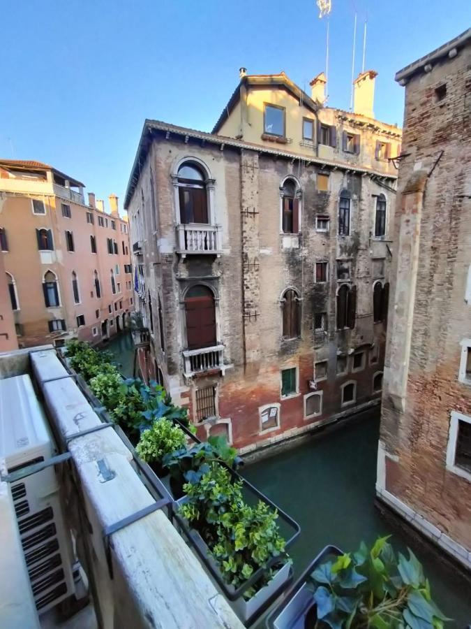 Luxury Apartment Near Rialto Bridge Venesia Bagian luar foto