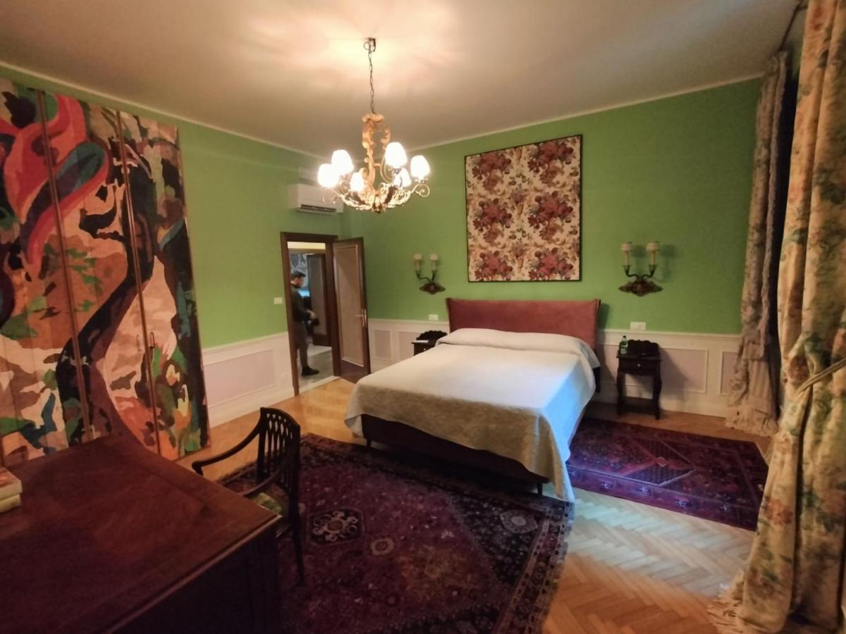 Luxury Apartment Near Rialto Bridge Venesia Bagian luar foto